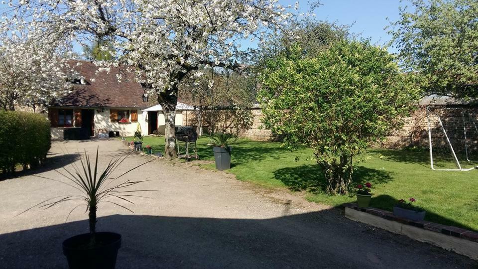 Maison De La Chtite Normande Hébergement de vacances *